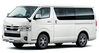 画像:送迎車